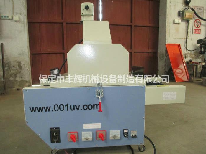 桌麵uv機體(ti) 積輕便，移動方便